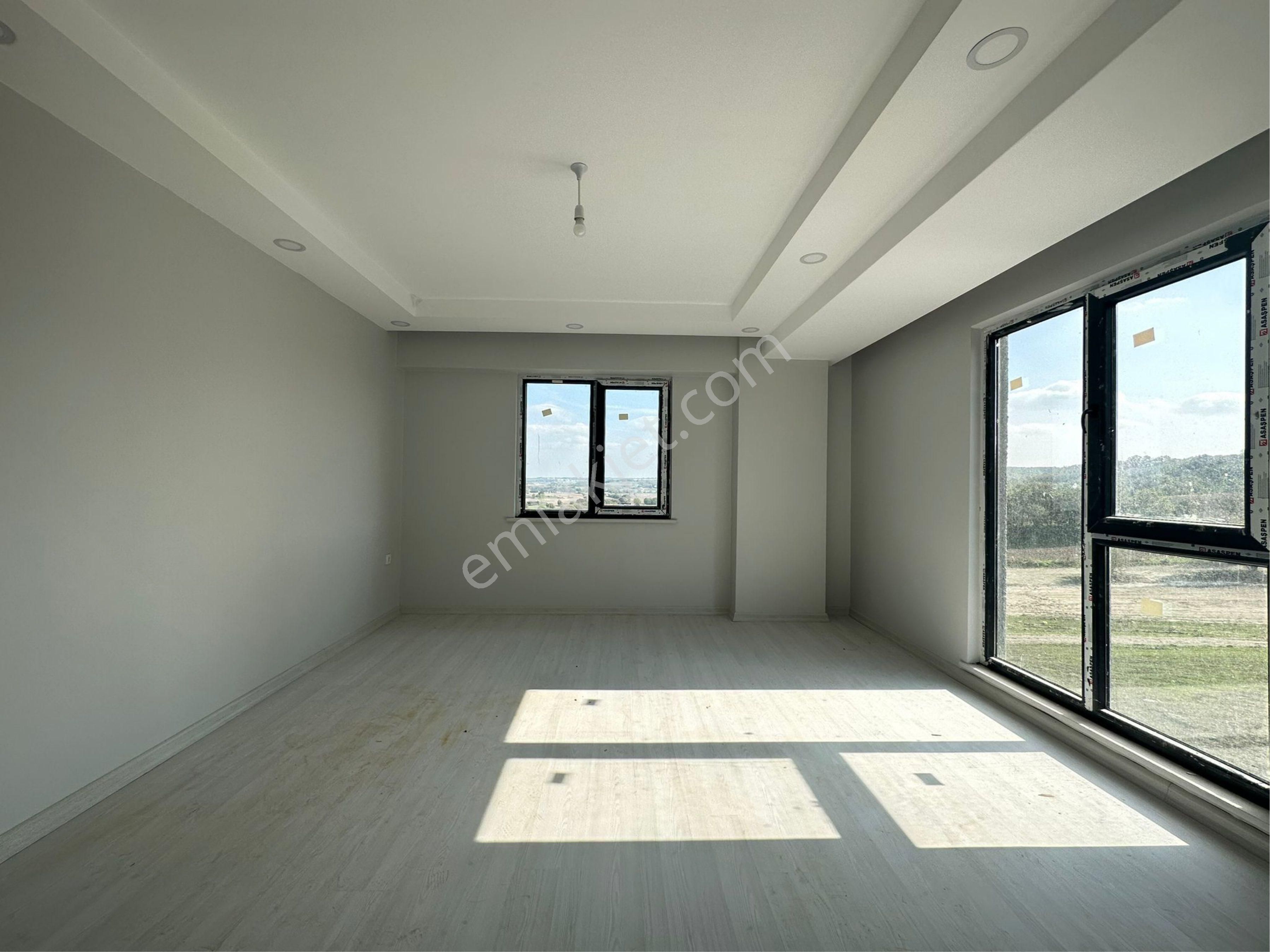 Çerkezköy İstasyon Mahallesi Site İçi Ön Cephe 2+1 Satılık Daire - Görsel 2