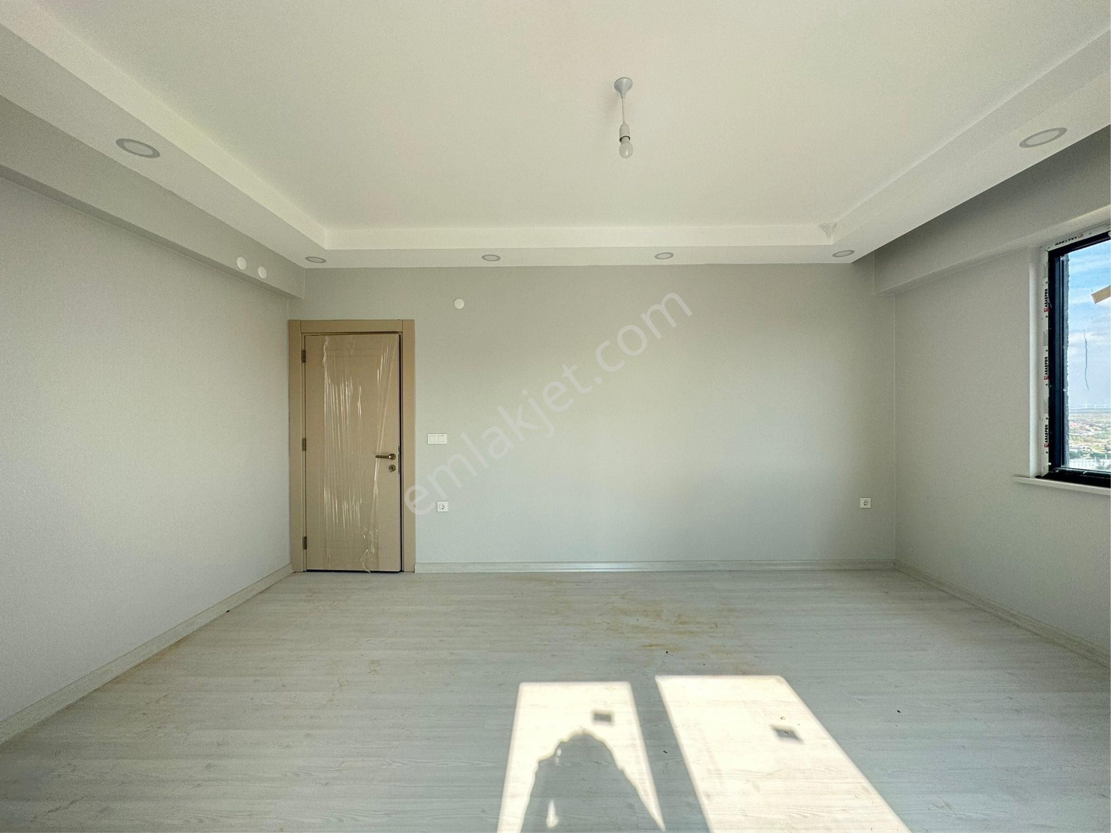 Çerkezköy İstasyon Mahallesi Site İçi Ön Cephe 2+1 Satılık Daire - Görsel 9