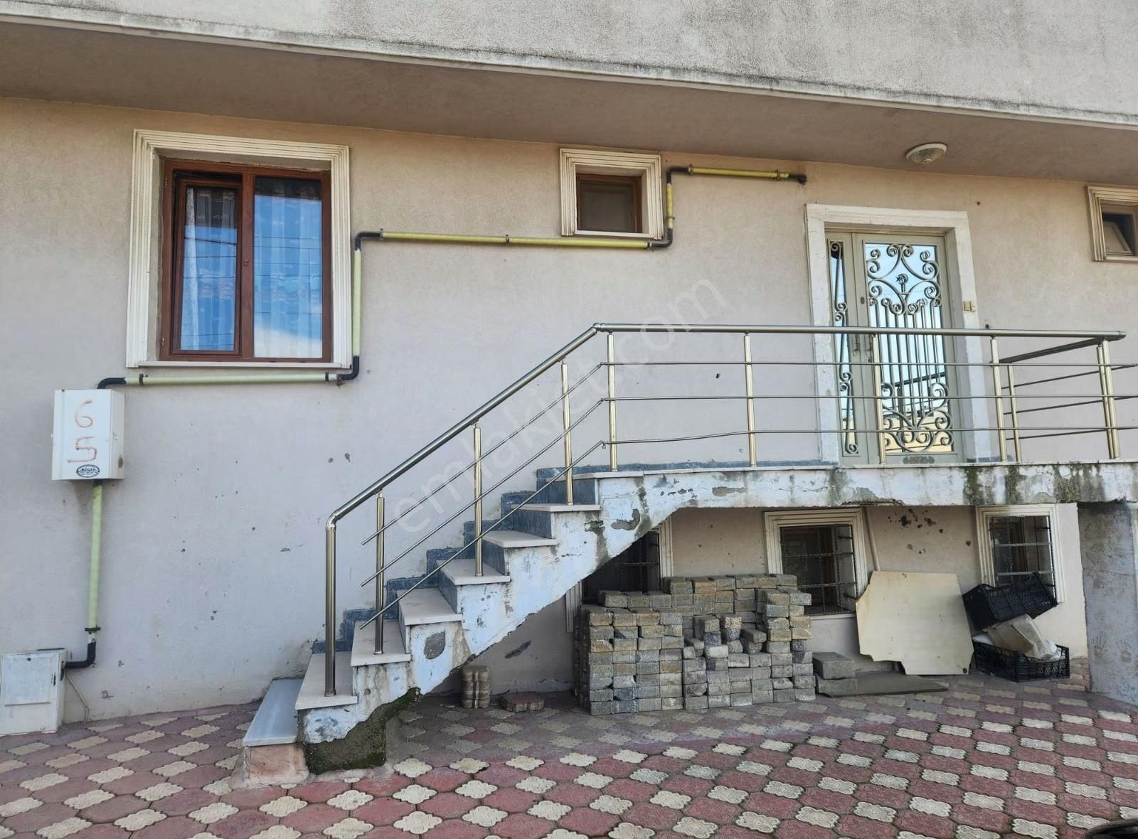 Denız Can Emlak Cami Mahallesinde 4+1 Ters Dubleks