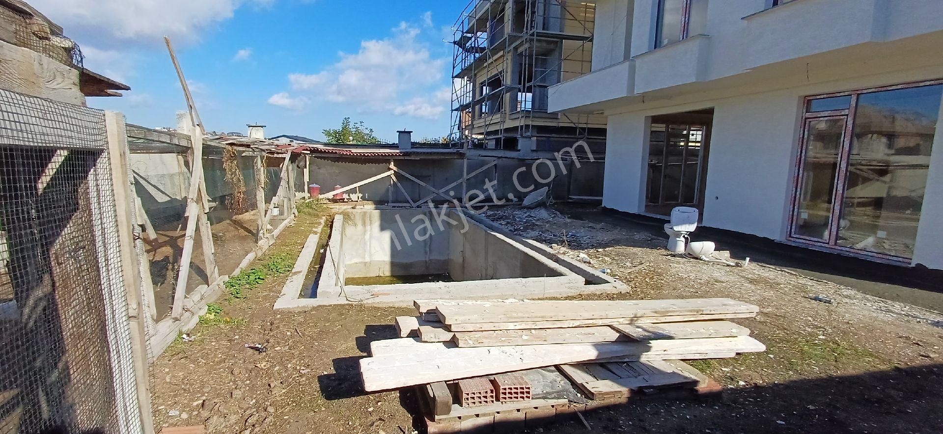 Beylikdüzü Gürpınarda Satılık Triplex Villa - Görsel 27