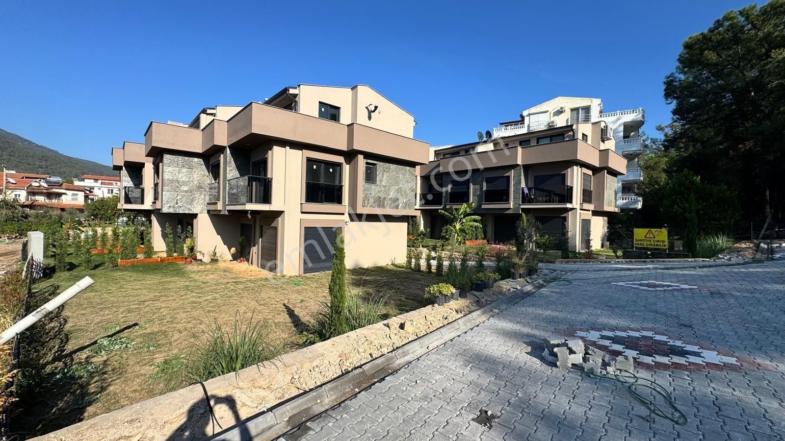 Gözütok Mimarlık Emlak 'tan Ultra Lüks Ebeveyn Banyolu 3+1 Villa - Görsel 11