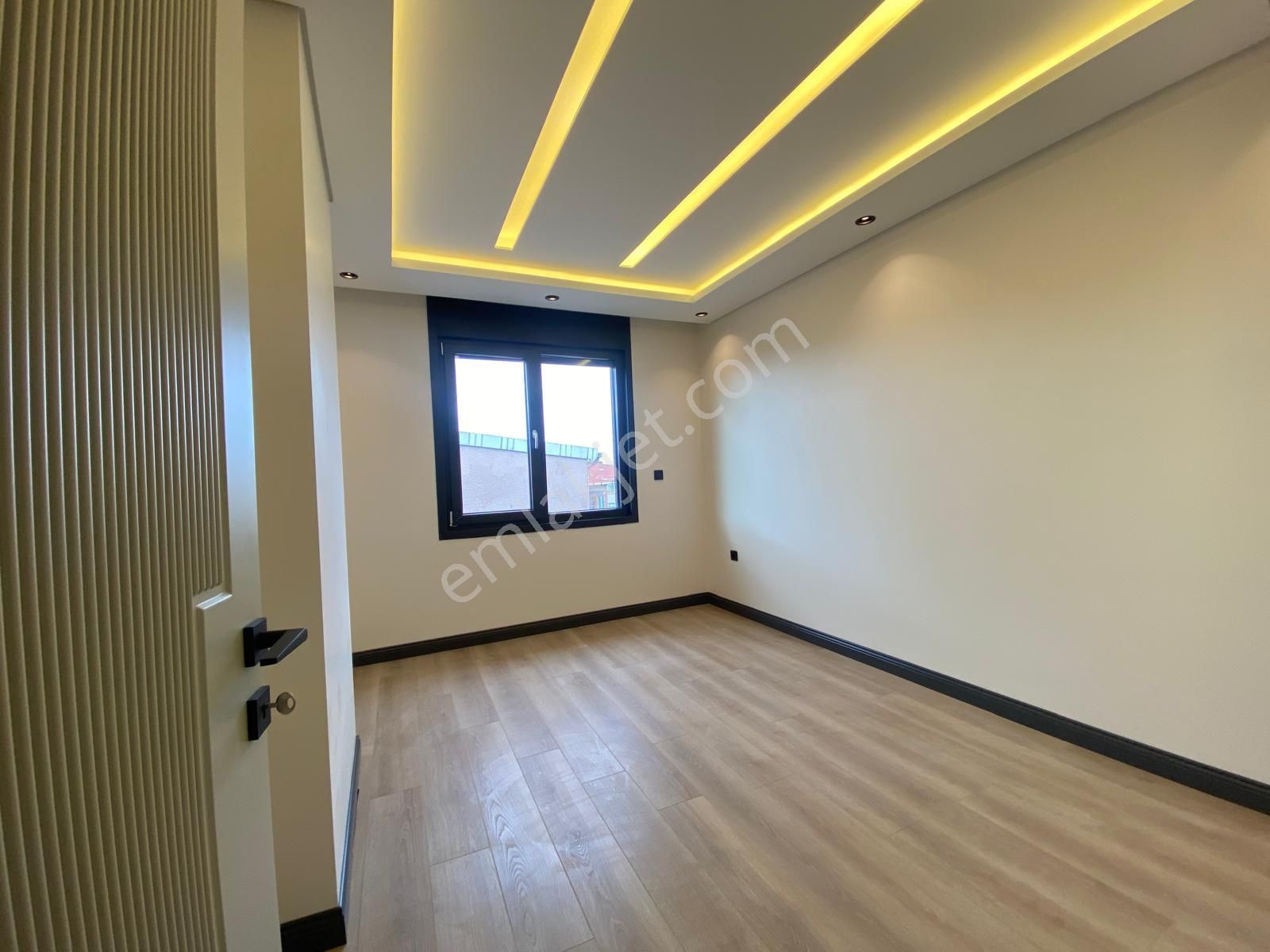 Bahçelievler Medicana Yakını Özel Tasarım 4+2 Lüks Dubleks Daire - Görsel 14