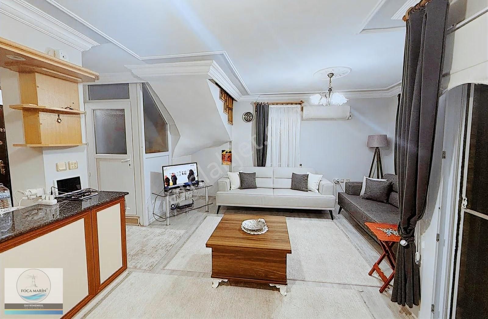 Yeni Foça Merkezi Lokasyonda Site İçinde Müstakil 5+1 Tripleks - Görsel 2