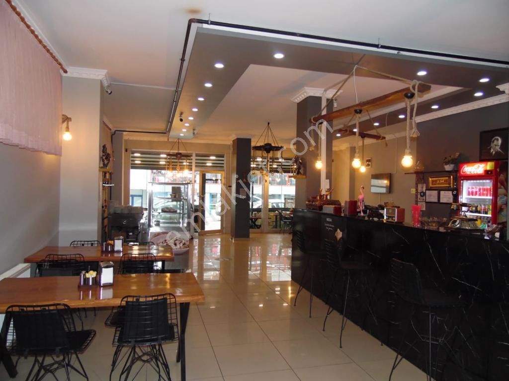 Beylikdüzü Marmara Mah. 250 M² Kullanıma Hazır Eşyalı Restaurant - Görsel 9