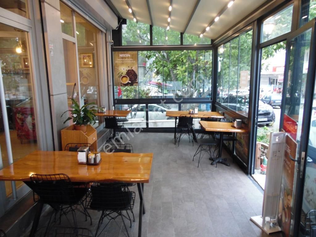 Beylikdüzü Marmara Mah. 250 M² Kullanıma Hazır Eşyalı Restaurant - Görsel 12