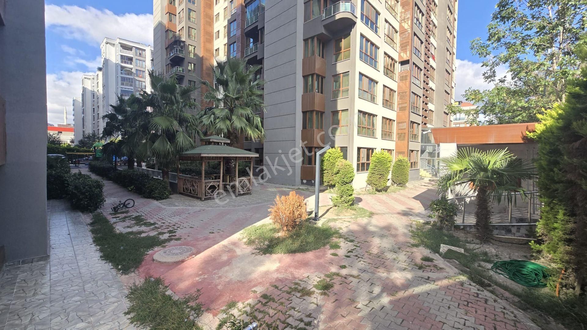Beylikdüzü Adnan Kahveci Delta White Gold Sitesi 3,5+1 220 M² İçi Yapılı Daire - Görsel 32