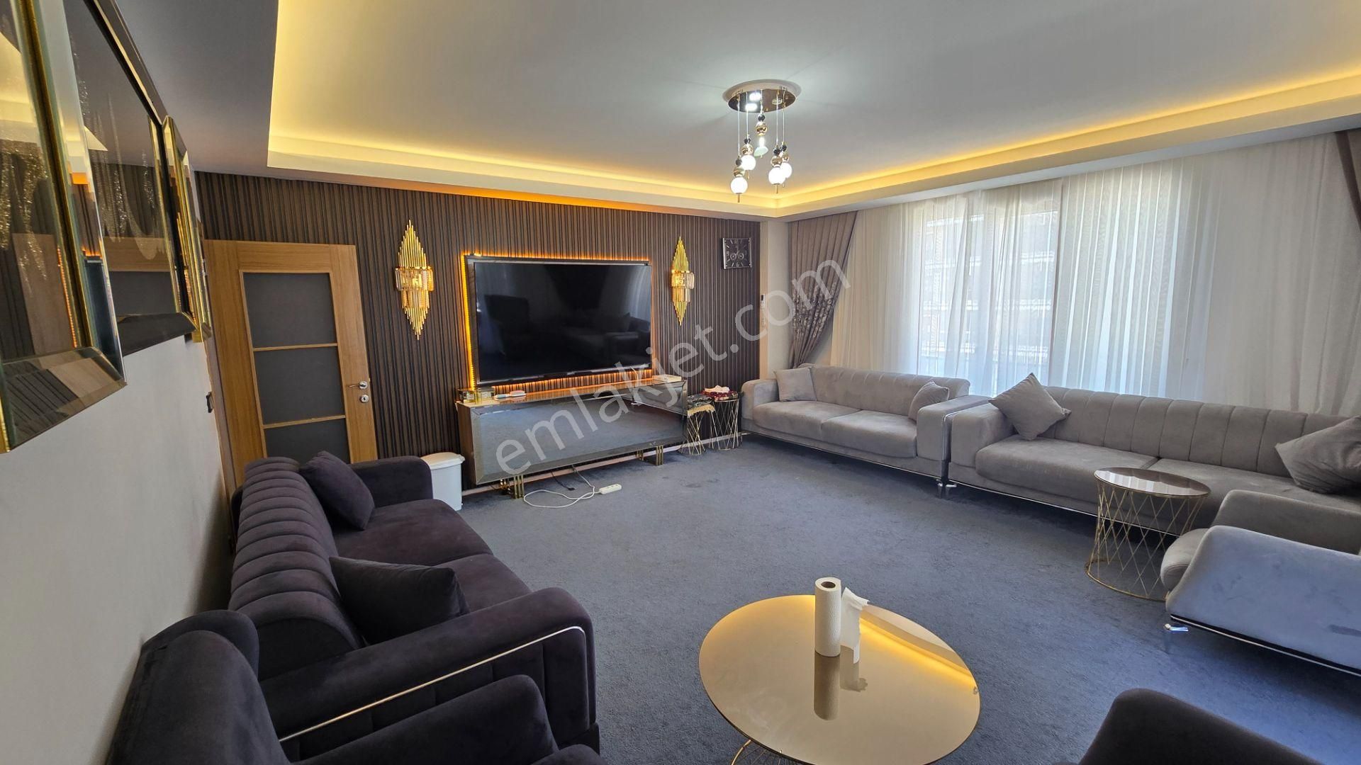 Beylikdüzü Adnan Kahveci 3+1 Site İçi Sıfır Daire, Yüzme Havuzlu