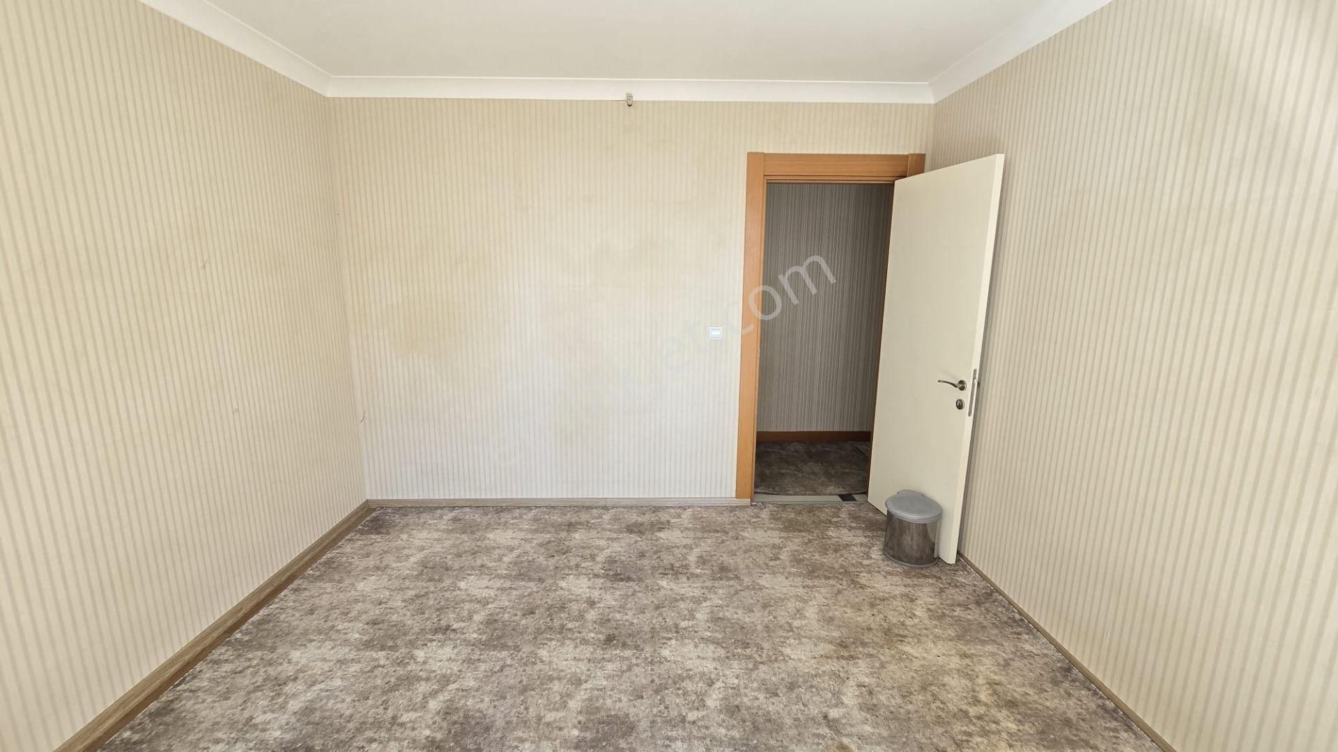 Beylikdüzü Barış Mah. Kelepir 167m² Beyaz Center 3+1 Rezidans Lüks Daire - Görsel 16