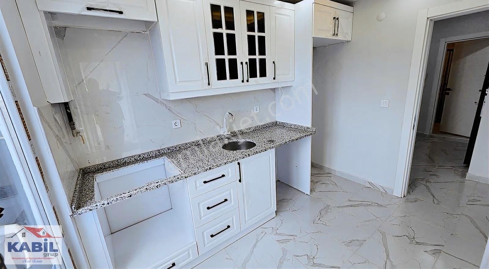 Beylikdüzü Yakuplu Mah. 75 M² Ön Cephe 2+1 Sıfır Arakat Daire - Görsel 15