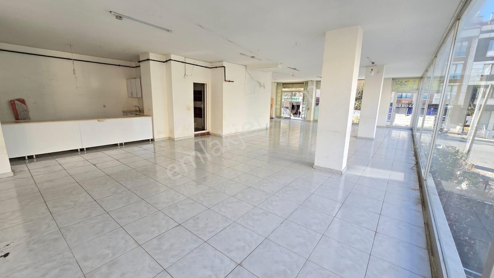 Beylikdüzü Yakuplu 200 M² Yüksek Giriş Dükkan, Depo, İş Yeri, Her İşe Uygun - Görsel 10
