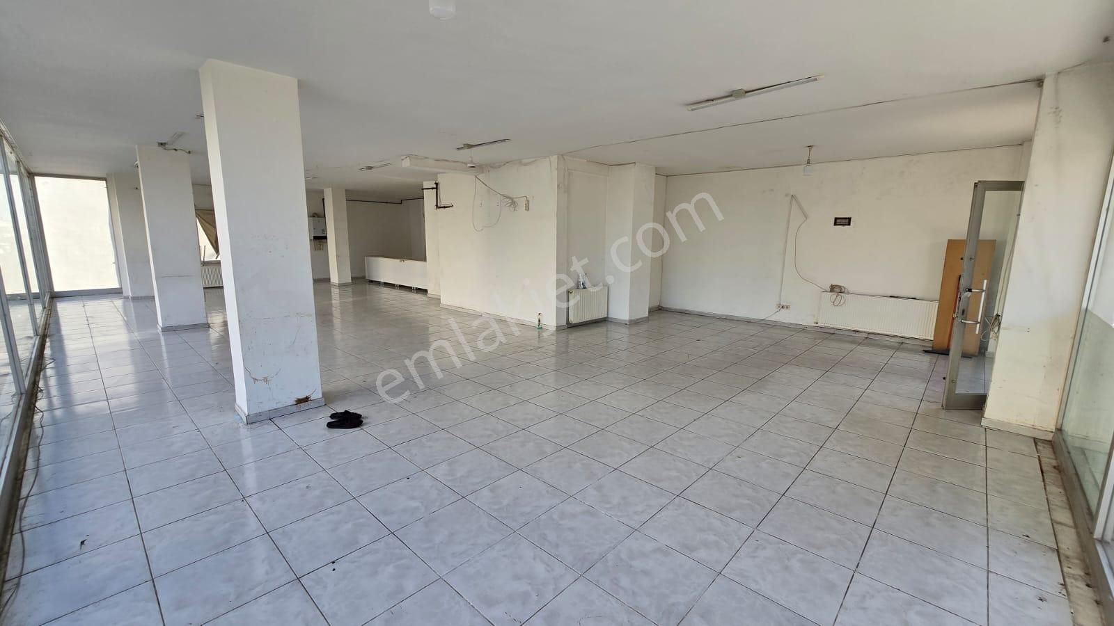 Beylikdüzü Yakuplu 200 M² Yüksek Giriş Dükkan, Depo, İş Yeri, Her İşe Uygun - Görsel 7