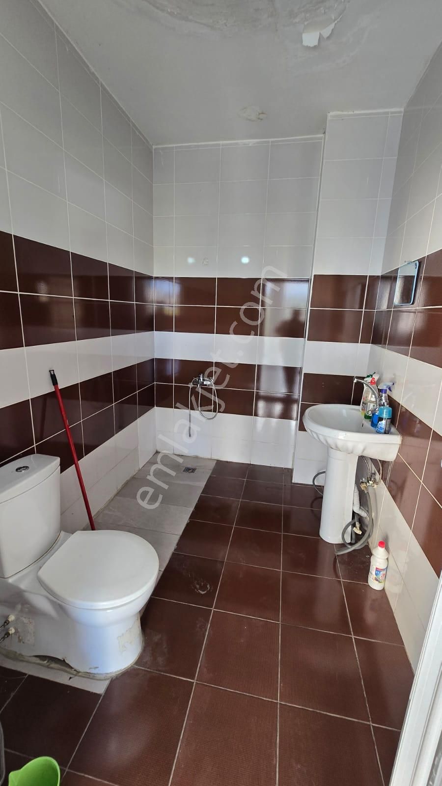 Beylikdüzü Yakuplu 200 M² Yüksek Giriş Dükkan, Depo, İş Yeri, Her İşe Uygun - Görsel 13