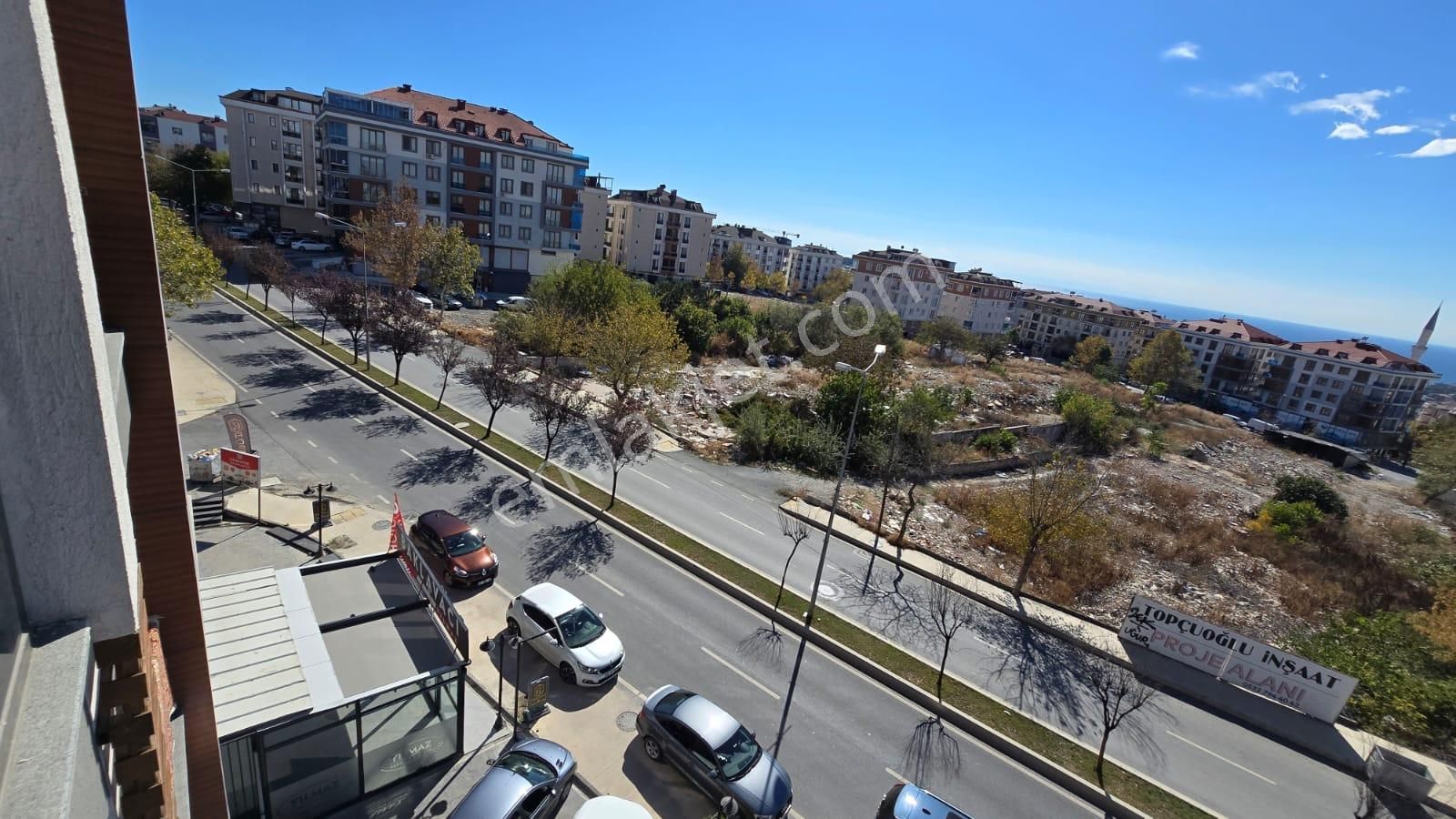 Beylikdüzü Adnan Kahveci 80 M² 2+1 Full Deniz Manzaralı, Cadde Üstü, Arakat - Görsel 9