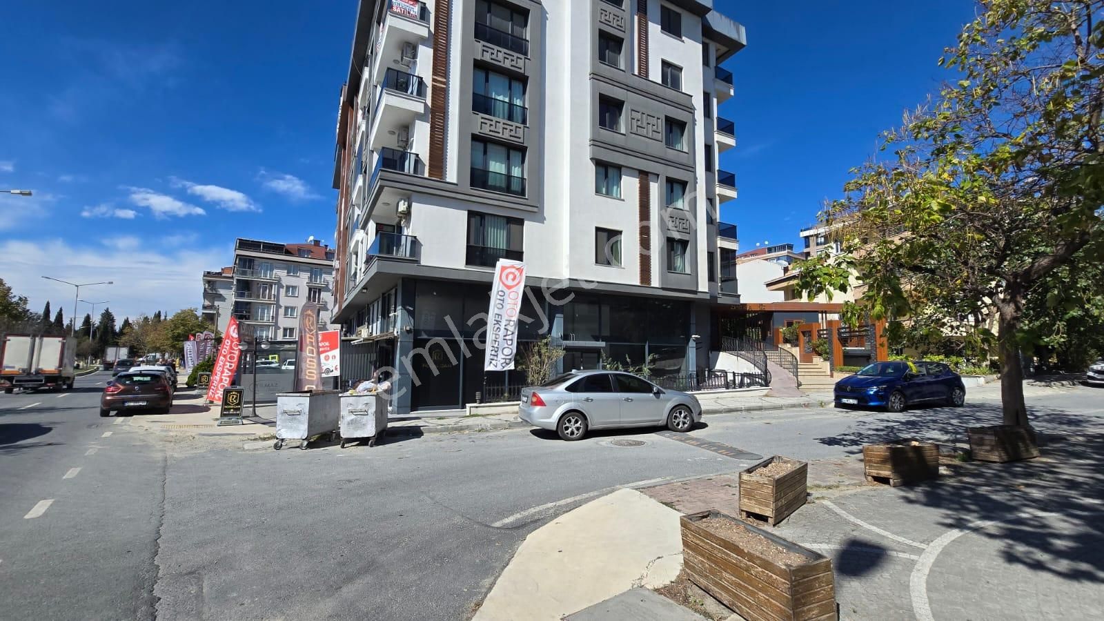 Beylikdüzü Adnan Kahveci 80 M² 2+1 Full Deniz Manzaralı, Cadde Üstü, Arakat - Görsel 31