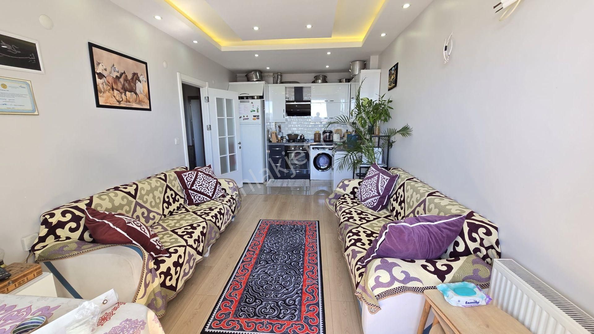 Beylikdüzü Adnan Kahveci 80 M² 2+1 Full Deniz Manzaralı, Cadde Üstü, Arakat - Görsel 7