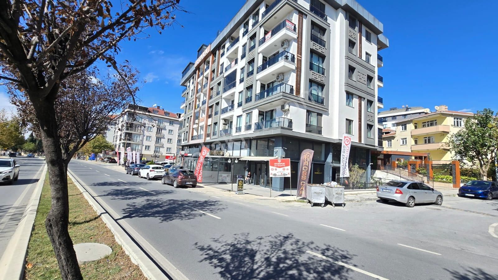 Beylikdüzü Adnan Kahveci 80 M² 2+1 Full Deniz Manzaralı, Cadde Üstü, Arakat - Görsel 32