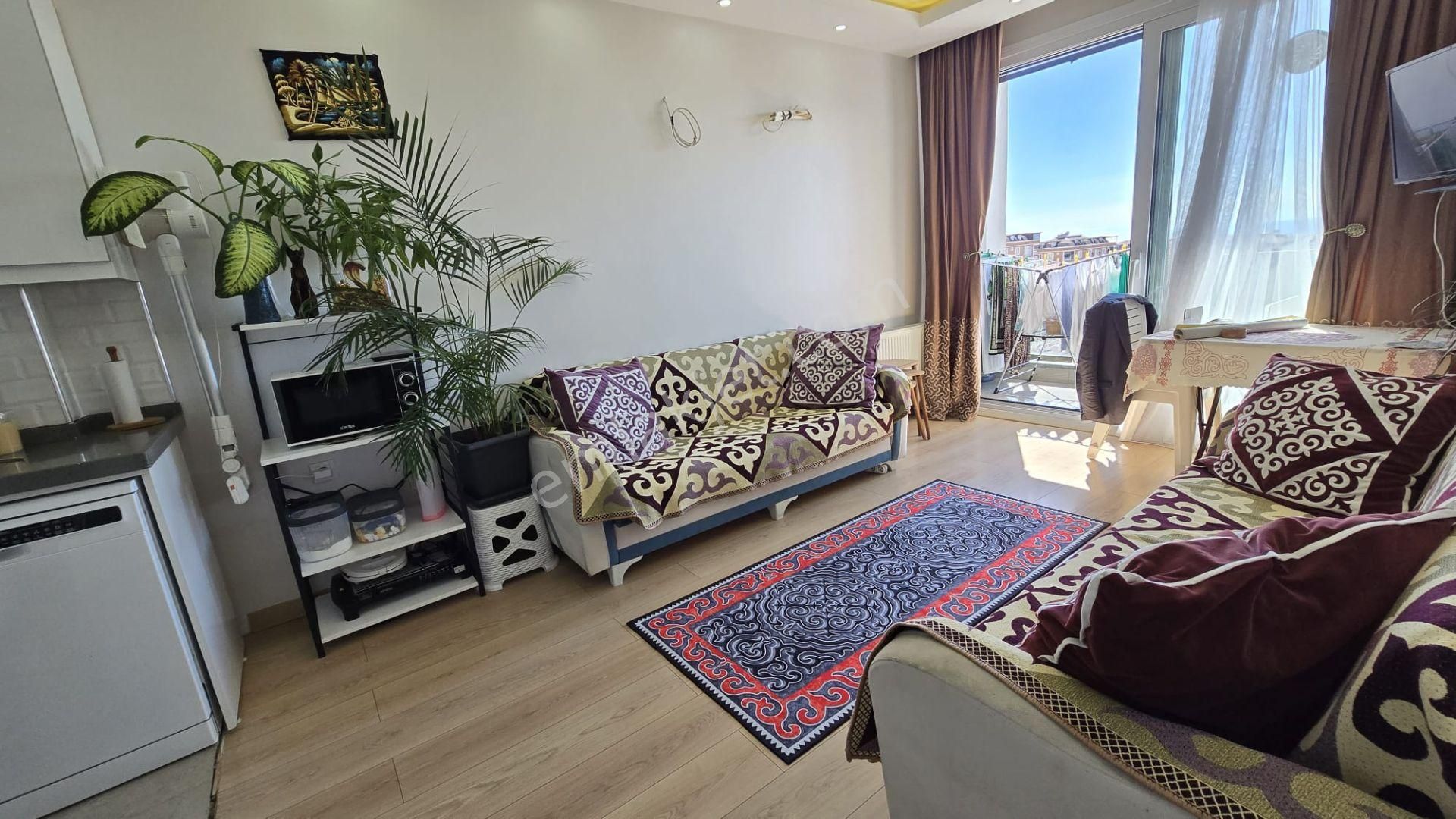 Beylikdüzü Adnan Kahveci 80 M² 2+1 Full Deniz Manzaralı, Cadde Üstü, Arakat - Görsel 2