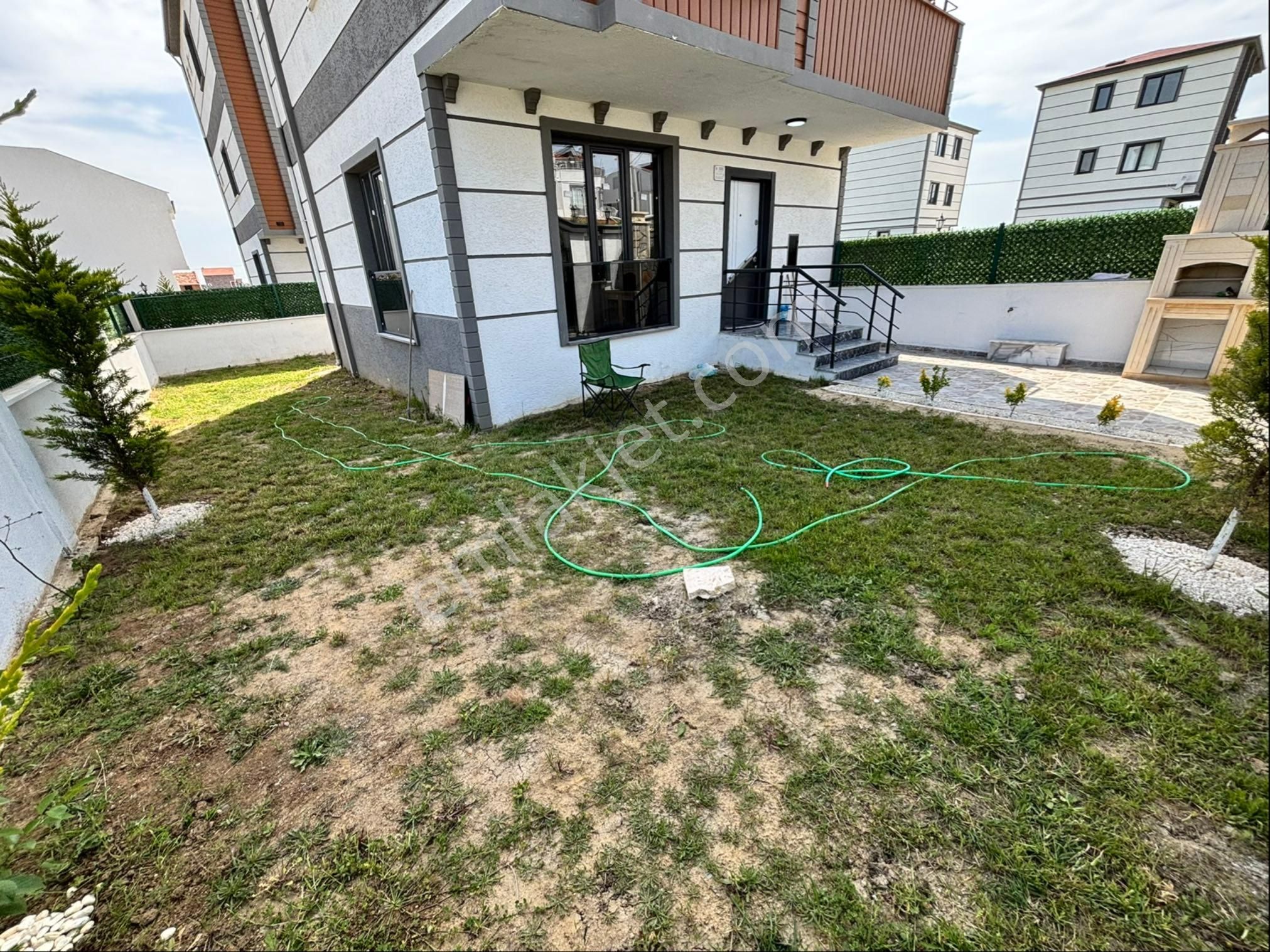 Müstakil Merkezi Konumda İskanlı Villa - Görsel 8