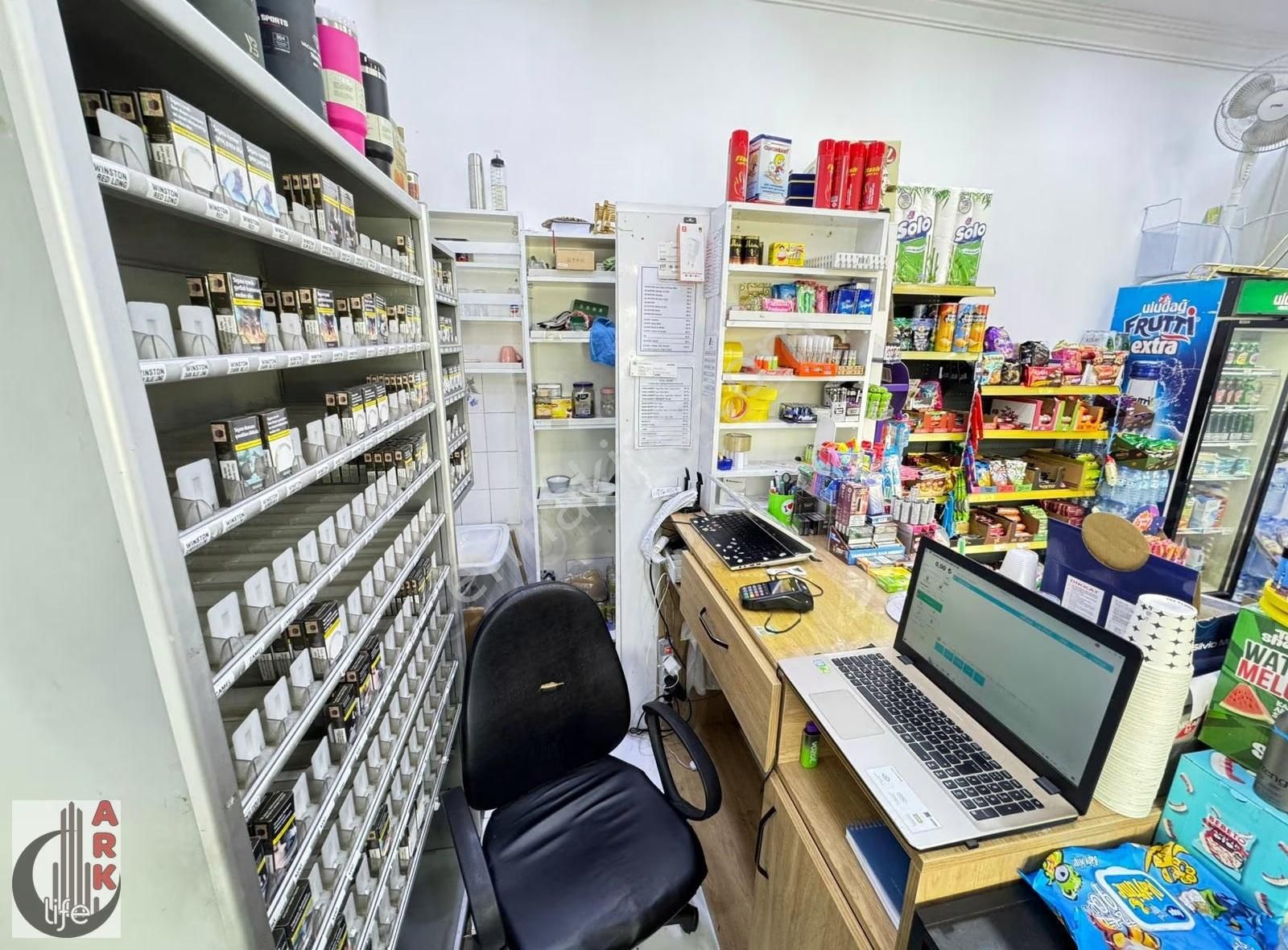 Ark Life'dan Atatürk Caddesi Üzerinde Köşe 33m² Devren Dükkan - Görsel 4