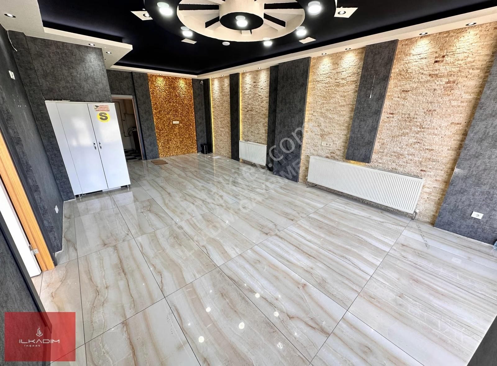 Aktepede Cadde Üzeri Masrafsız Yapılı 85 M2 Kiralık Dükkan - Görsel 2