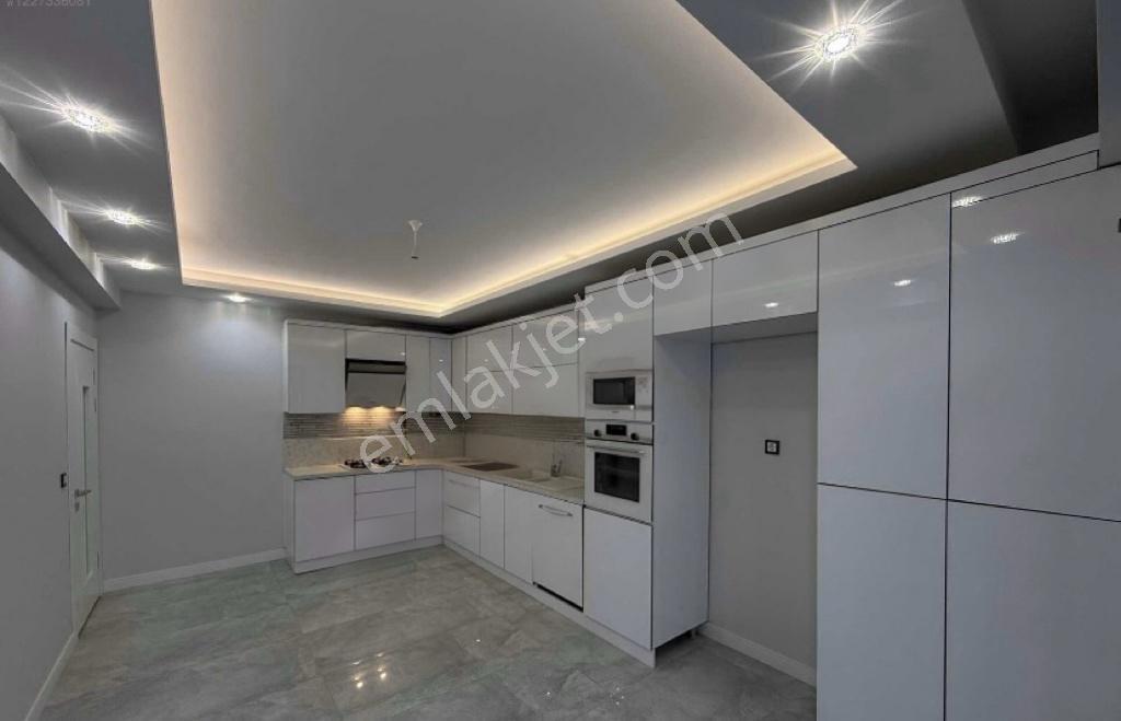 Batıkent Mahallesinde 4+1-200m2 Site İçi Lüks Daireler - Görsel 3