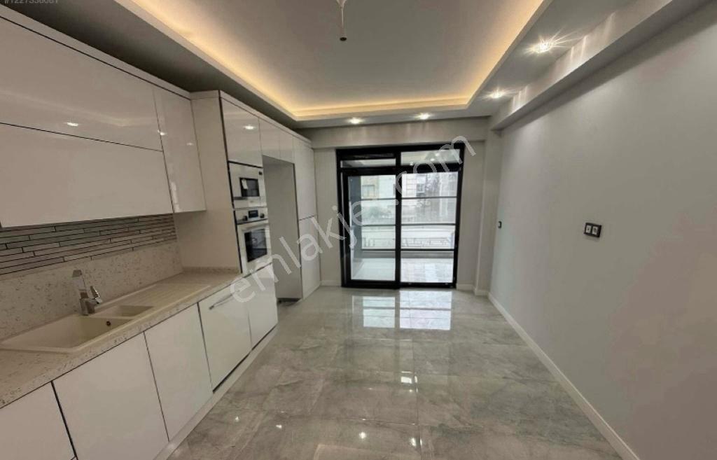 Batıkent Mahallesinde 4+1-200m2 Site İçi Lüks Daireler - Görsel 2