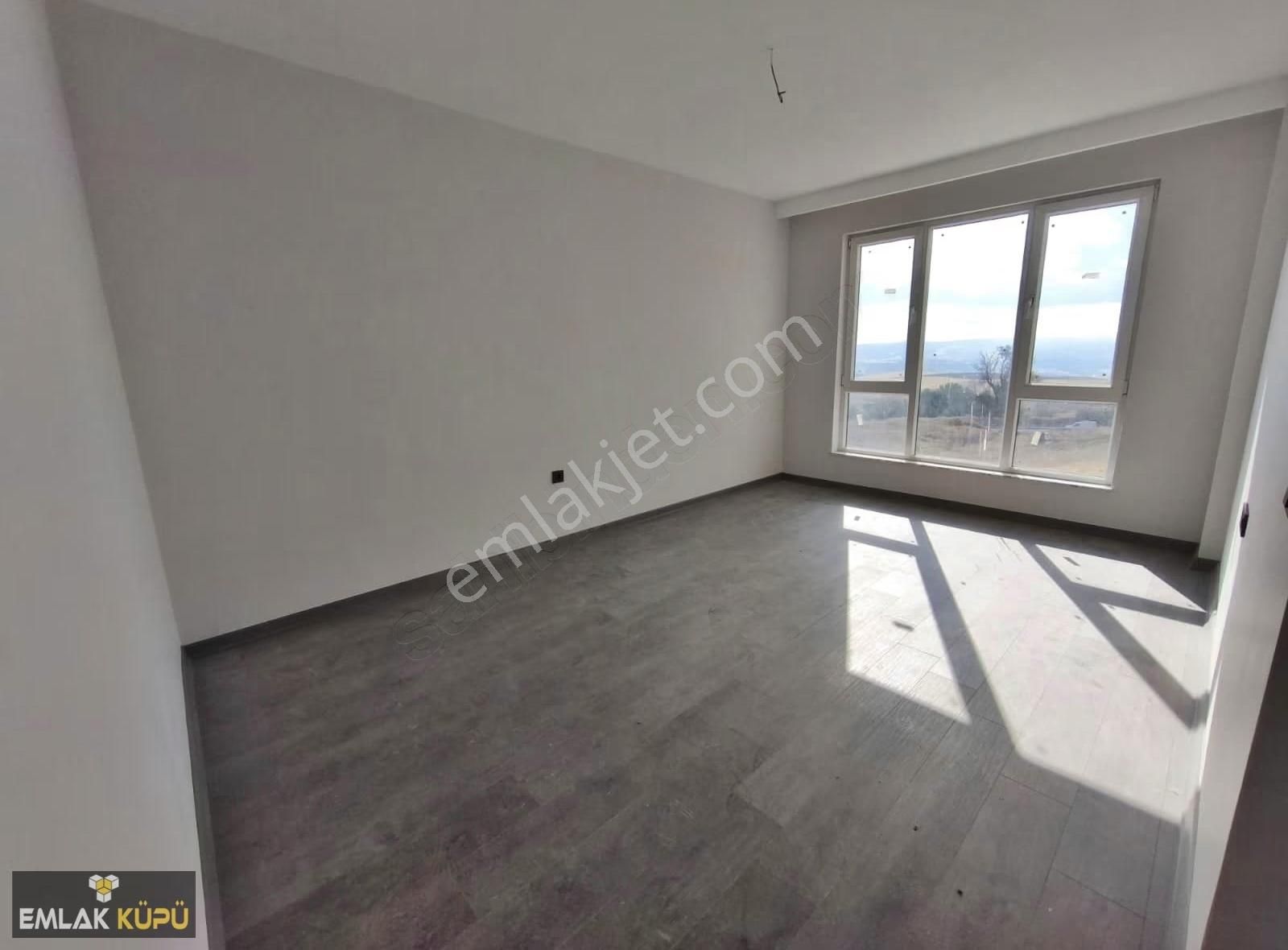 Atayurt Mah'de Site İçerisinde Ara Katta 2+1 Satılık Daire - Görsel 34