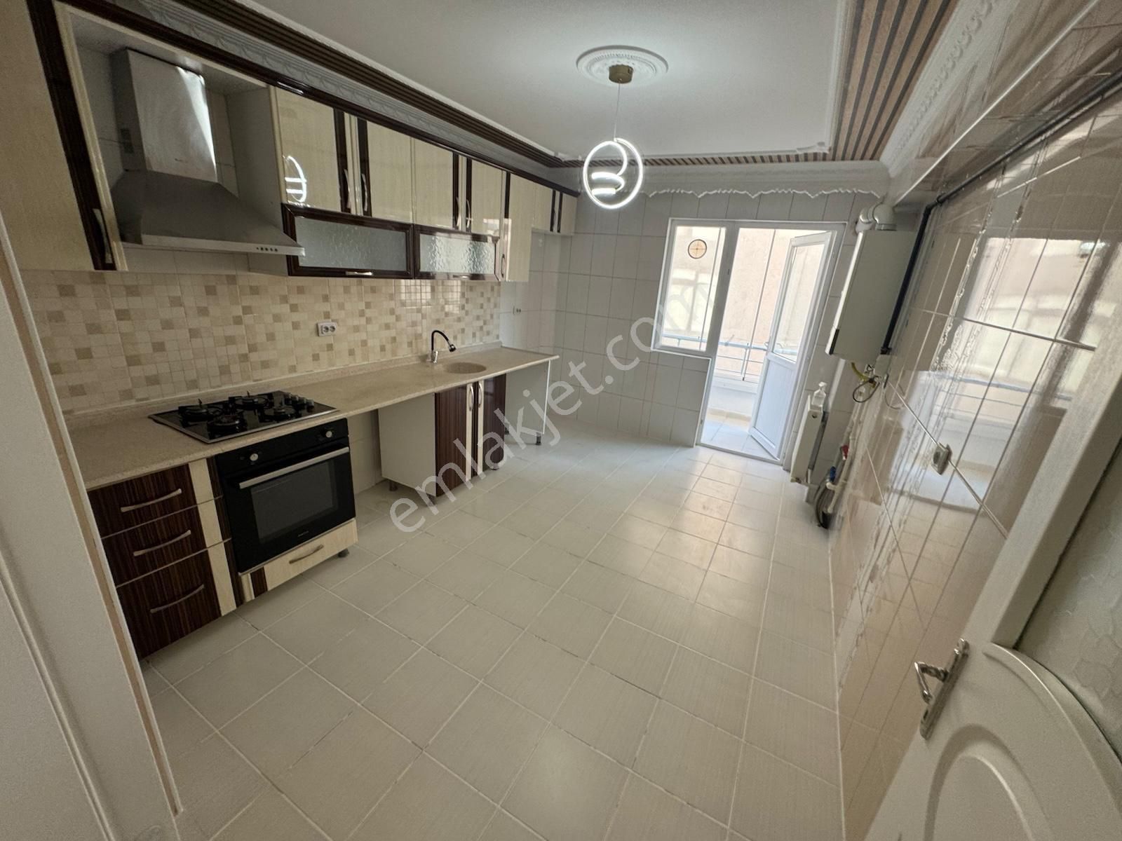 Ascelik"den" Keşke Ben Alsaydim Dedirtecek 3+1 2 Katta Delüx Yapili Ön Cephe Masrafsiz - Görsel 13