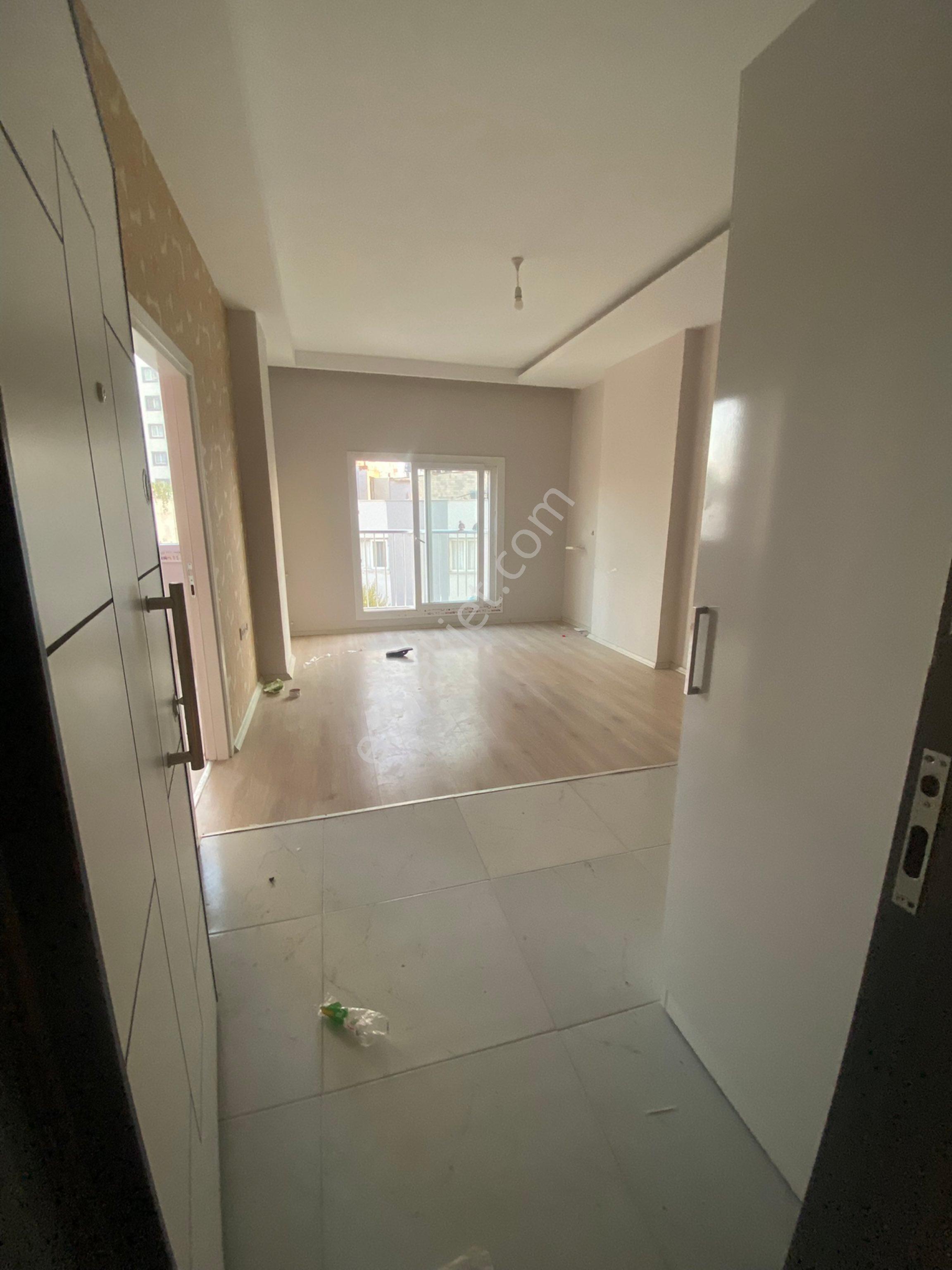 Atc'den Gültepe'de Caddeye 2.parsel Az Katlı İskanlı 1+1 Kiralık Daire - Görsel 12