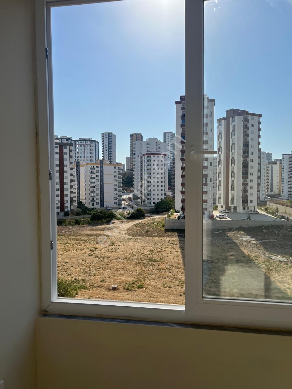 1+1 Fiyatına 2+1 Eşyalı Satılık - Görsel 5