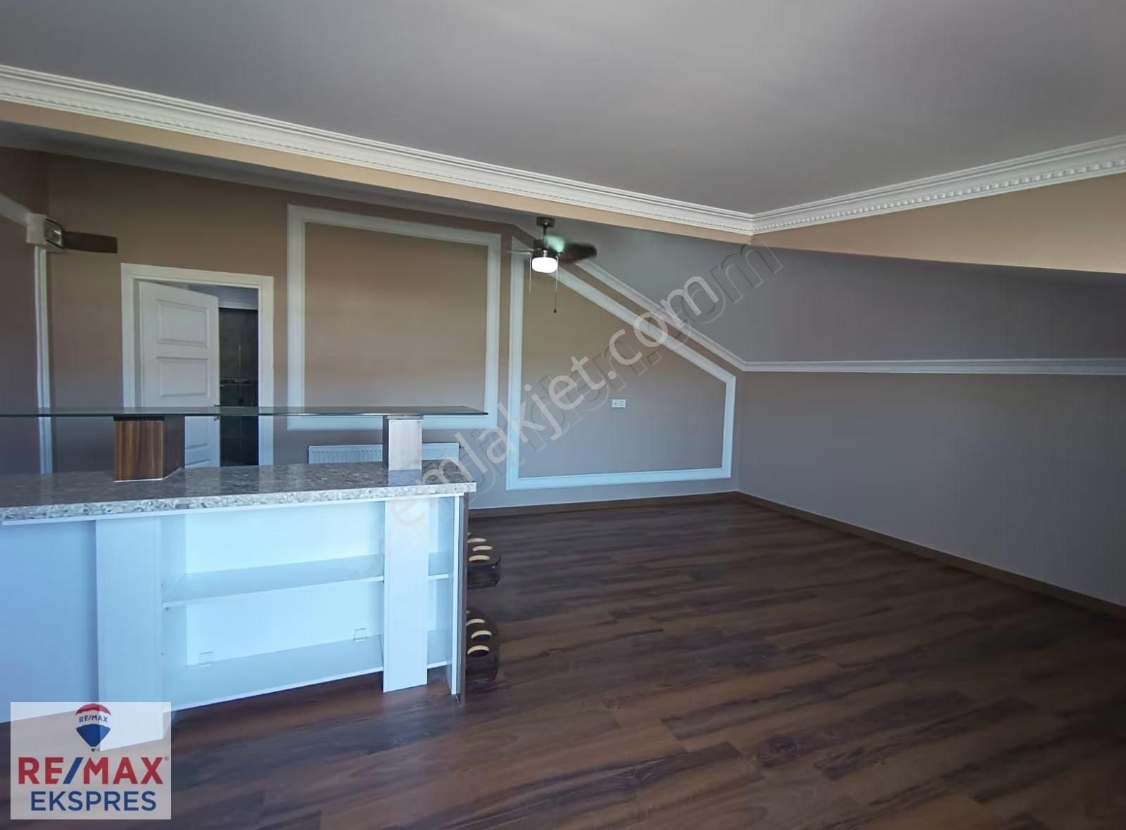 Bahçelievler'de Geniş Teraslı 230 M² 5+2 Satılık Dubleks Daire - Görsel 2
