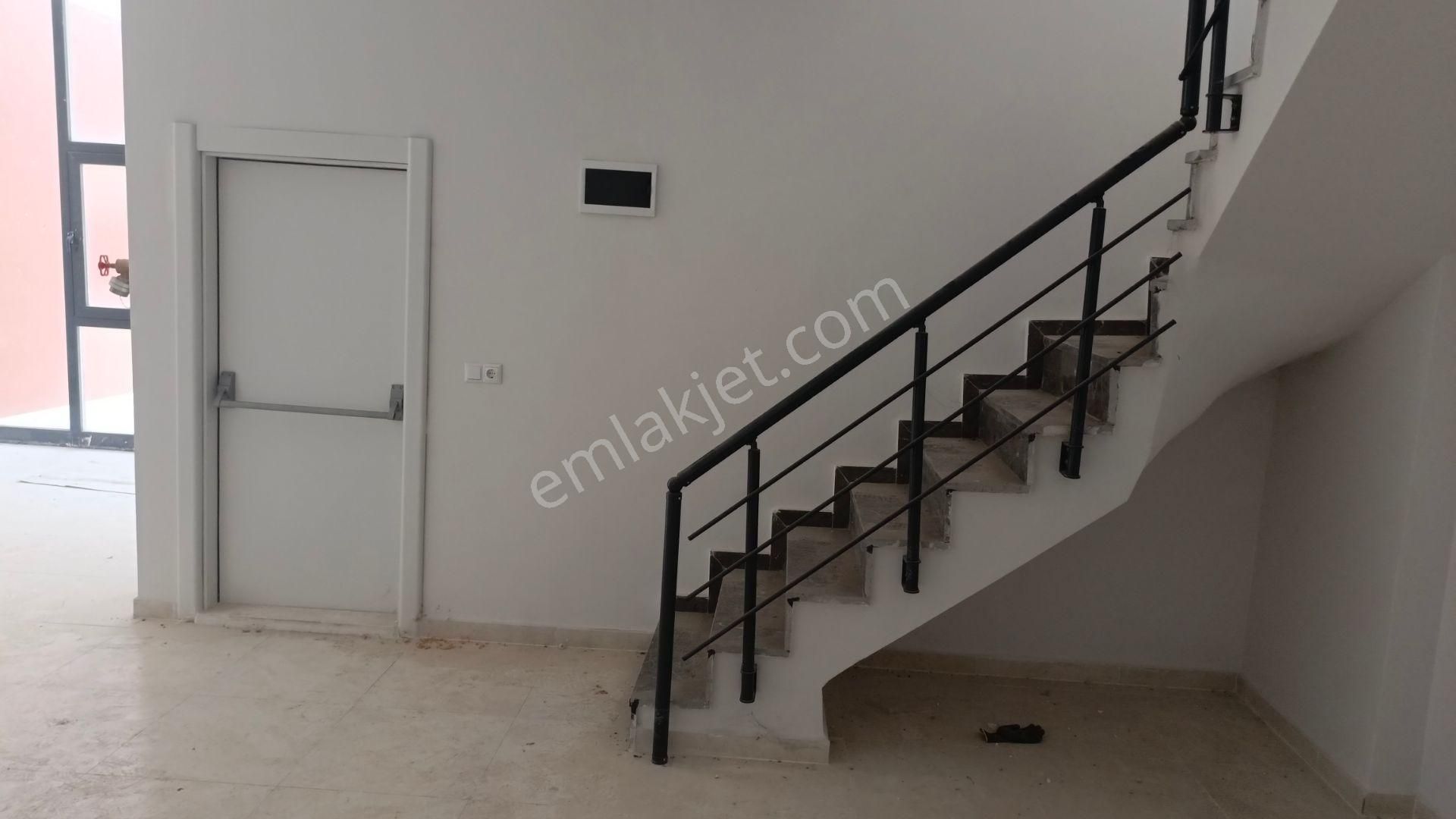 Bursa/ Nilüfer/ Balkan Mah. /nilüferium Avm Yanı Bulvara Cephe Kiralık Dükkan - Görsel 13