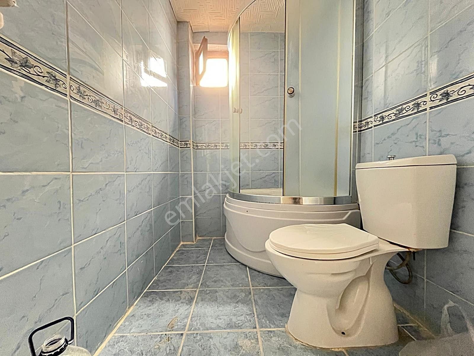 Güventepe'de Metro Yakını & Arakat Oturuma Hazır 3+1 - Görsel 28