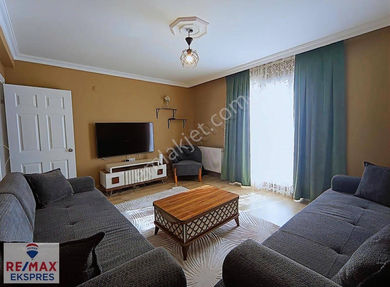 Bağcılar 15 Temmuz M. Masrafsız Satılık 115 M² 3+2 Dubleks Daire - Görsel 2