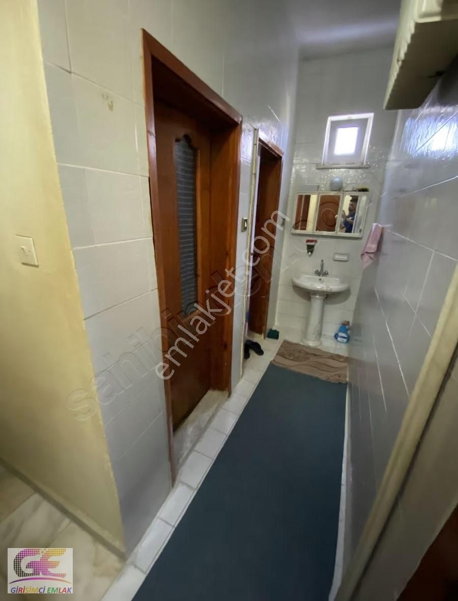 Girişimciden İstasyon Mah. Satılık 3 Katlı Müstakil Ev - Görsel 14