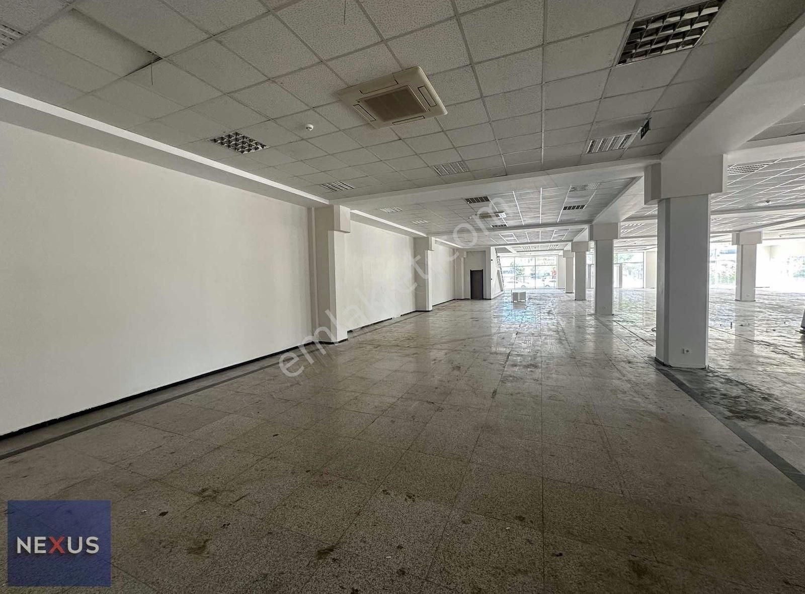 Sancaktepe'de Cadde Üstü Kiralık 3500 M2 Prestijli Depo&antrepo - Görsel 4