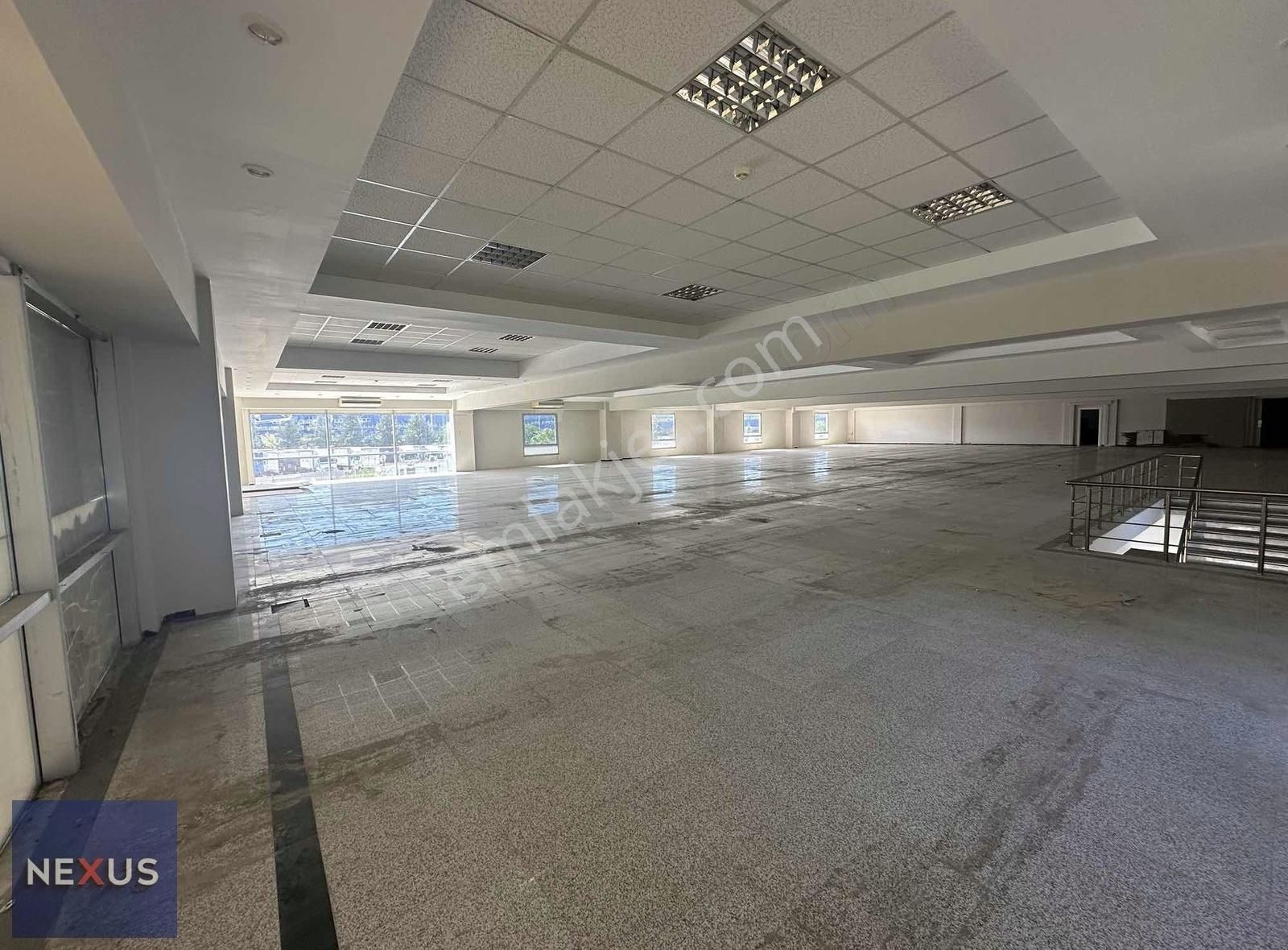 Sancaktepe'de Cadde Üstü Kiralık 3500 M2 Prestijli Depo&antrepo - Görsel 13