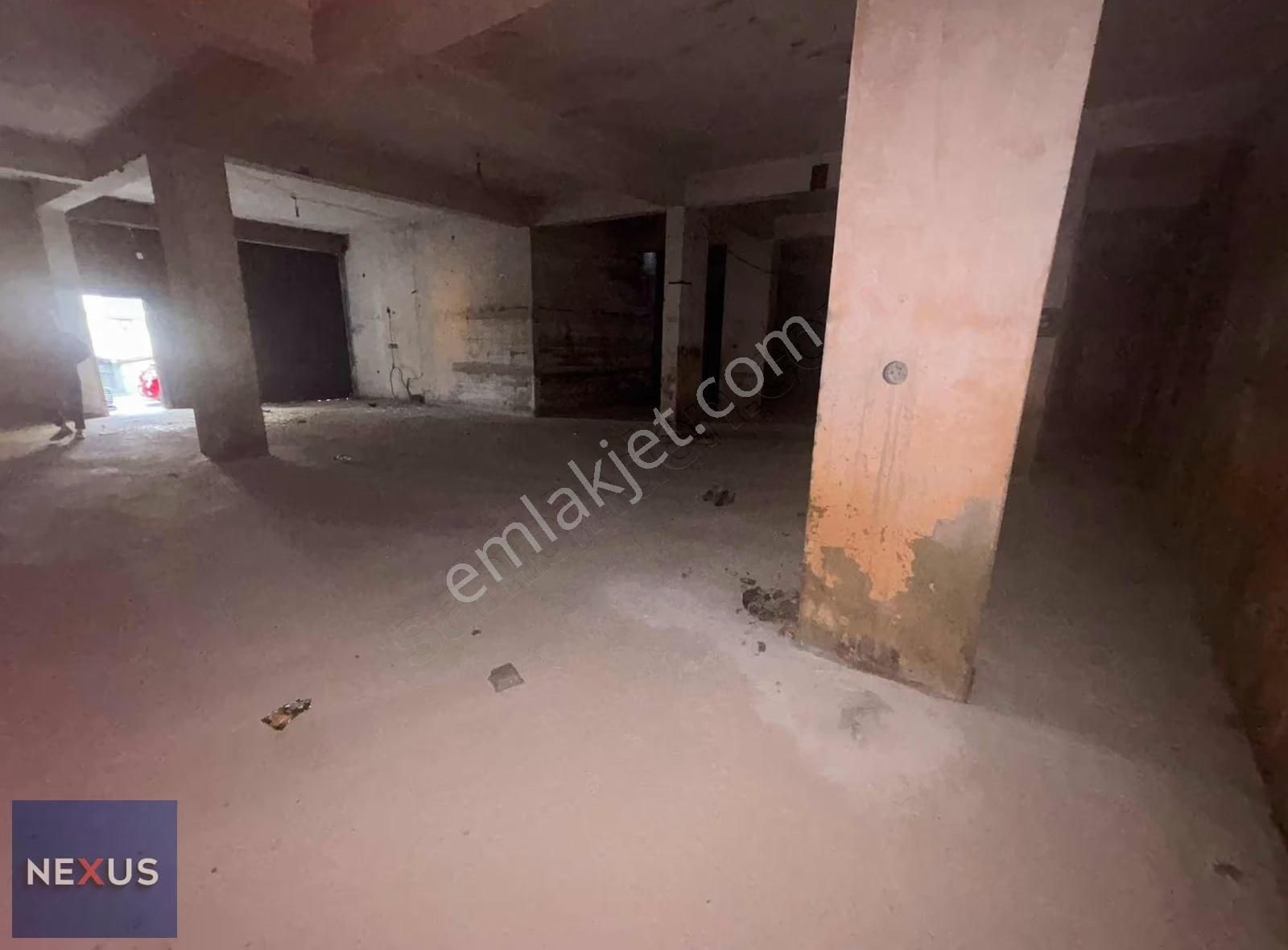 Sultan Sanayi Yanında Müstakil 540 M2 Her İşe Uygun Kiralık Depo