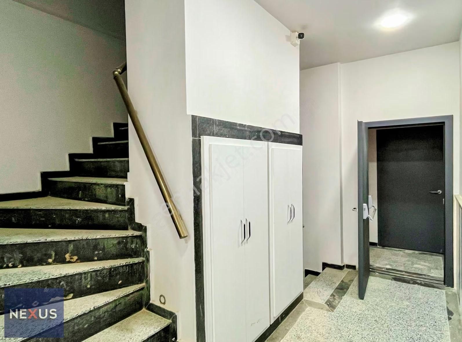 Metro Ve Medicalpark Hastanesine Yakın Konumda Satılık 3+1 Daire - Görsel 2