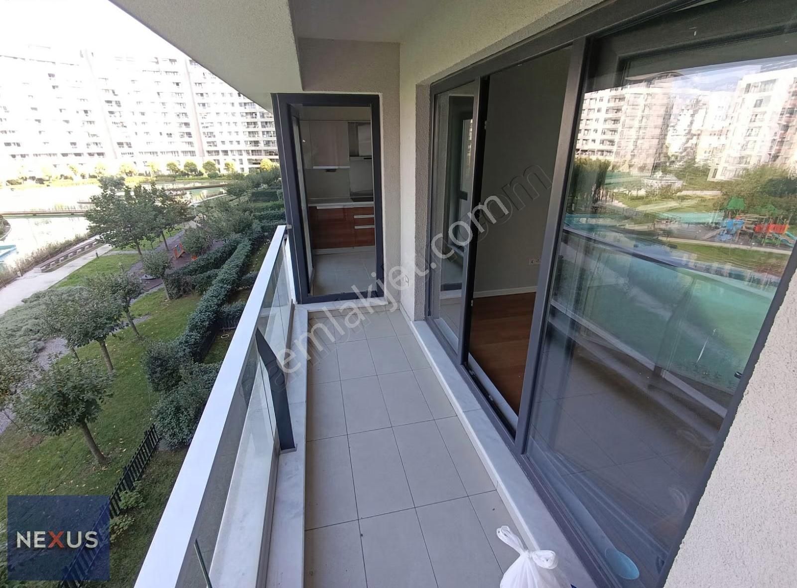 Sinpaş Liva Sitesinde Göl & Peyzaj Manzaralı Satılık 3,5+1 Daire - Görsel 18