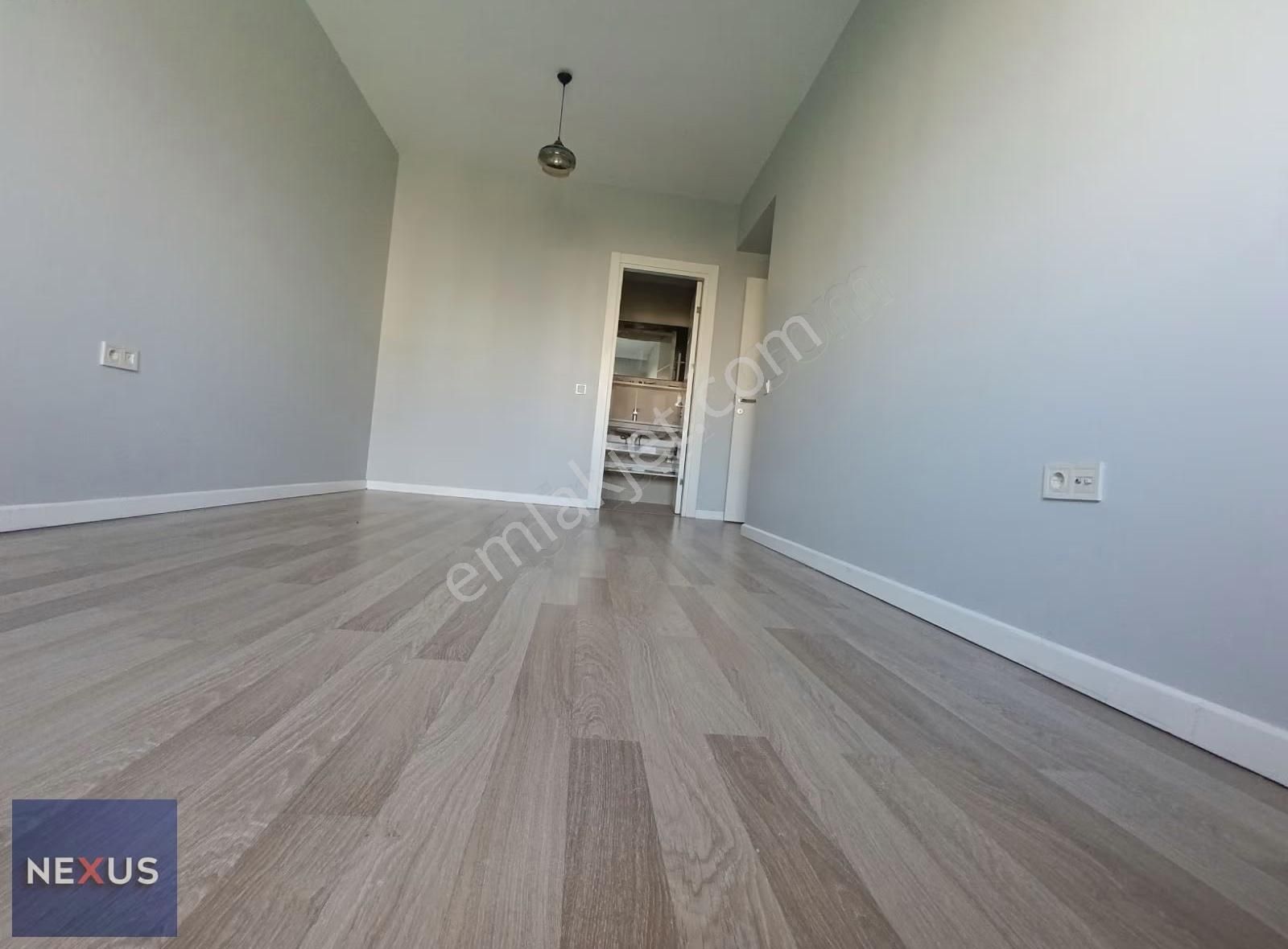 Sinpaş Liva Sitesinde Göl & Peyzaj Manzaralı Satılık 3,5+1 Daire - Görsel 24