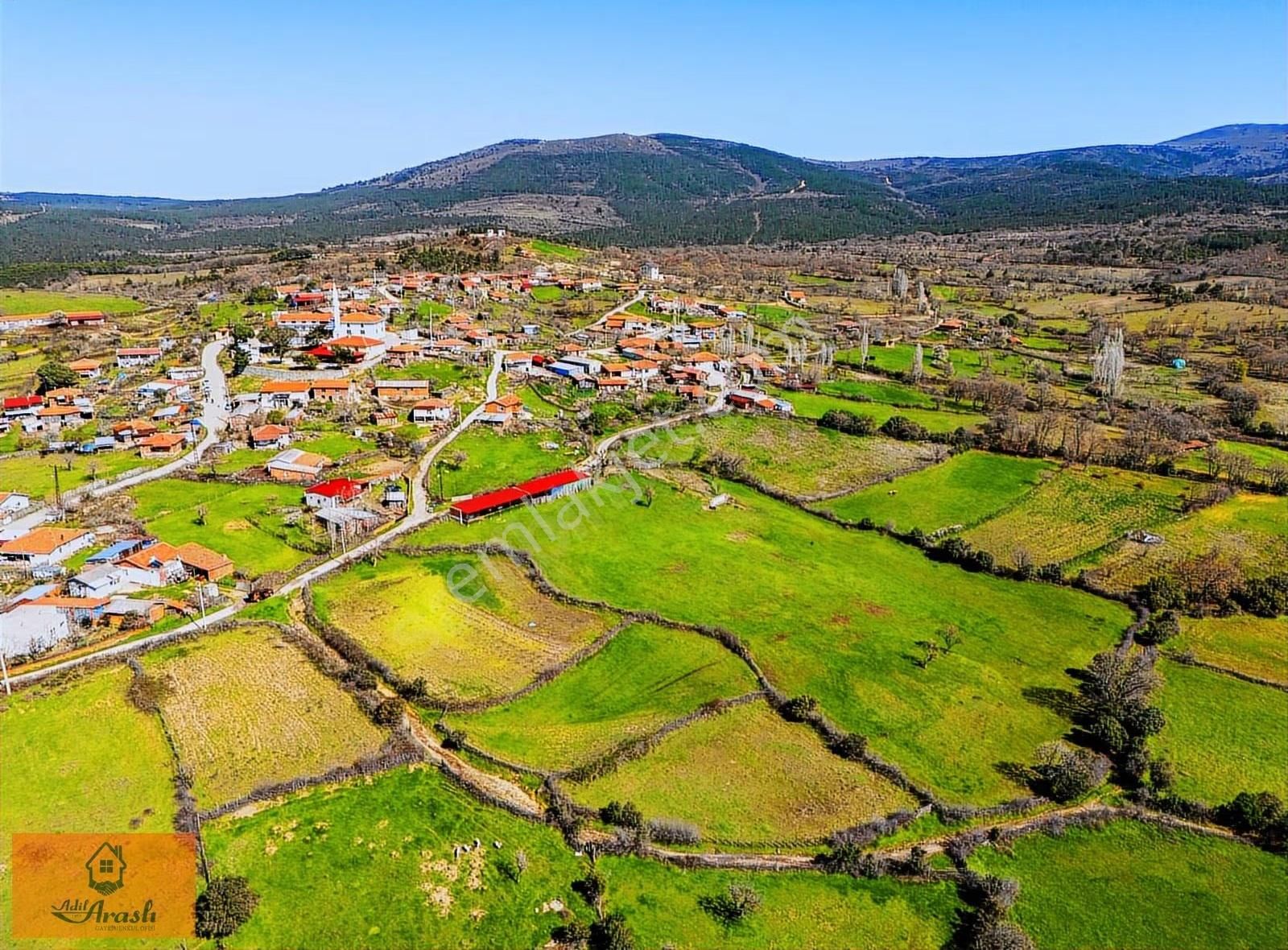 Bayramiç Hacıbekirler Köyünde 1.500 İmarlı Arazi - Görsel 2