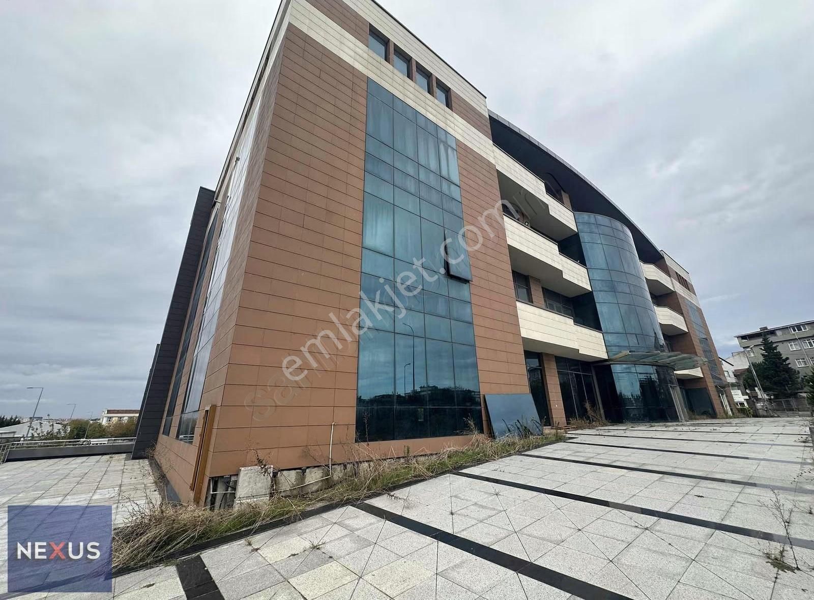 Sancaktepe'de Prestijli 17.000 M2 Depo&antrepo - Görsel 17