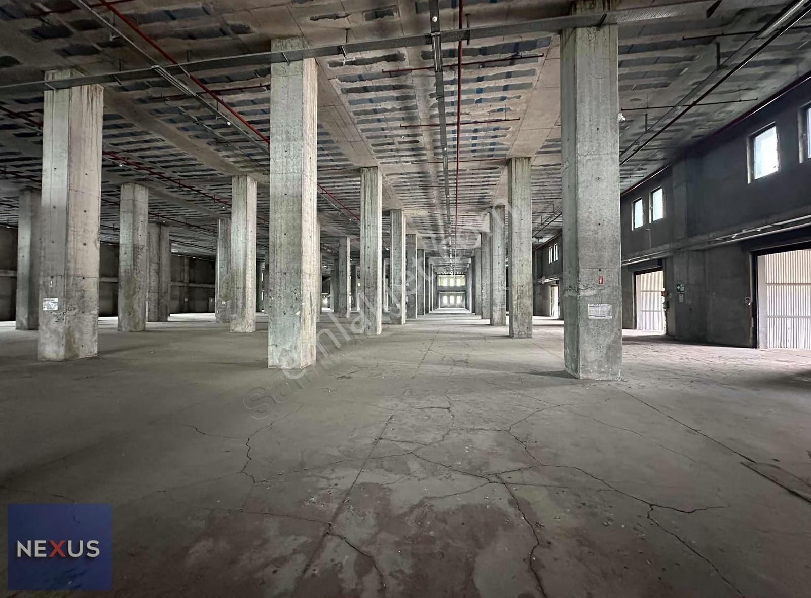 Sancaktepe'de Prestijli 17.000 M2 Depo&antrepo
