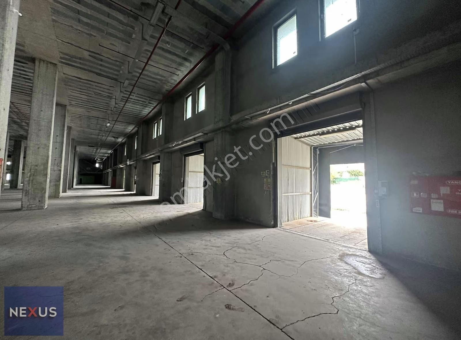Sancaktepe'de Prestijli 17.000 M2 Depo&antrepo - Görsel 5