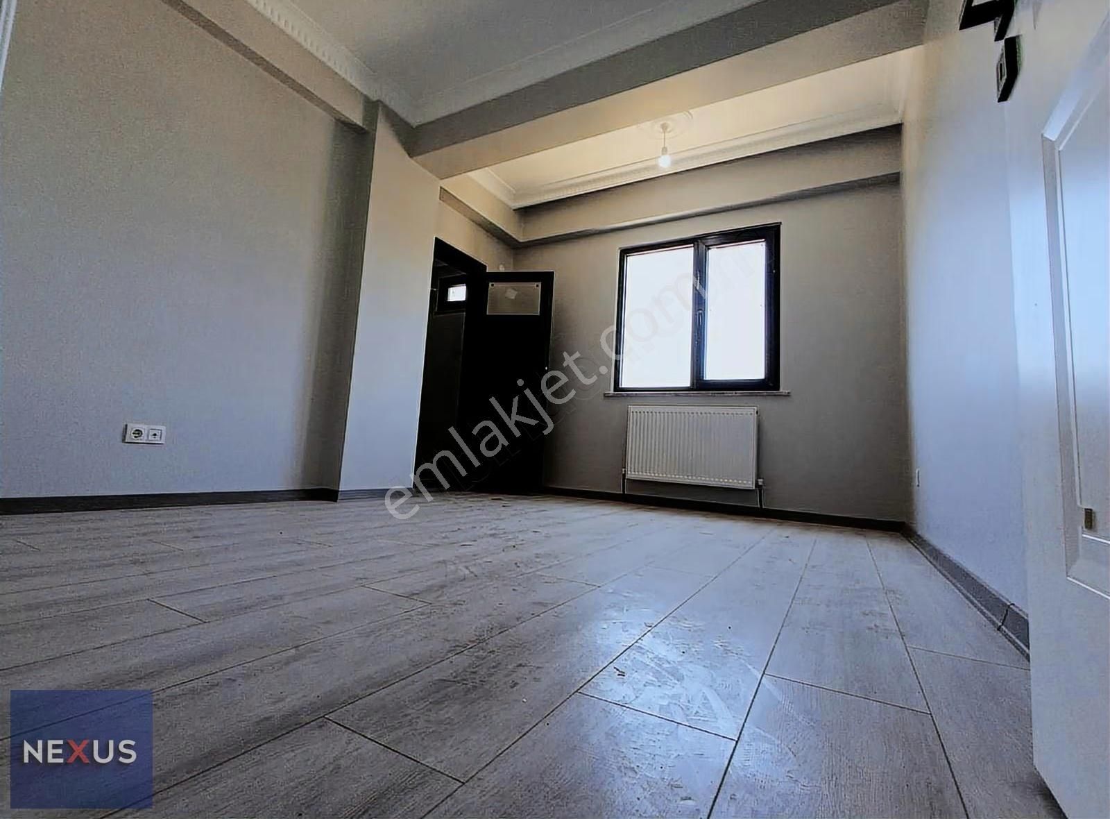 Sultanbeylide Geniş Aileye Uygun Satılık 4+2 Çift Mutfaklı Daire - Görsel 11