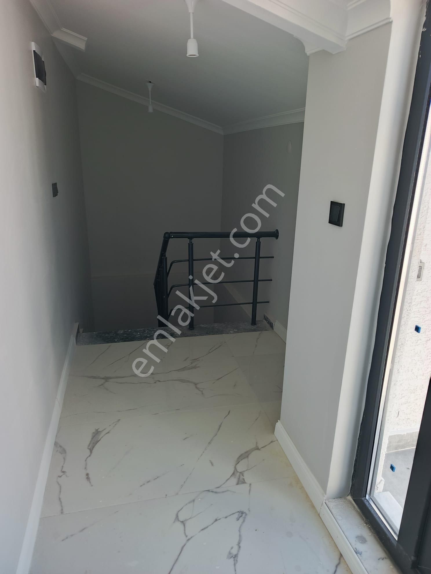 Mudanya Eğitim'de Satılık Dubleks Daire Yeni Sıfır 3+1 Çatı Dubleksi - Görsel 12