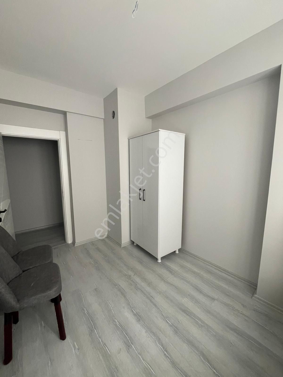 Afyon Üçok Emlaktan Dervişpaşa Mah Satılık 2+1 Sıfır Lüx Eşyalı 1 Kat Daire - Görsel 18