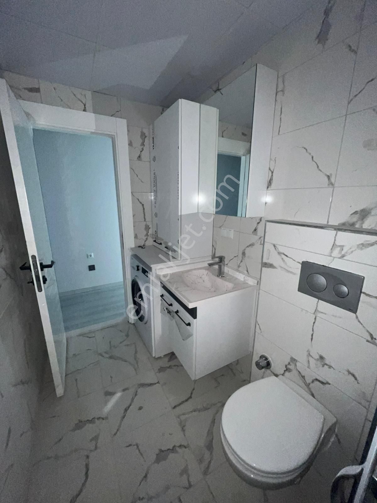 Afyon Üçok Emlaktan Dervişpaşa Mah Satılık 2+1 Sıfır Lüx Eşyalı 1 Kat Daire - Görsel 14