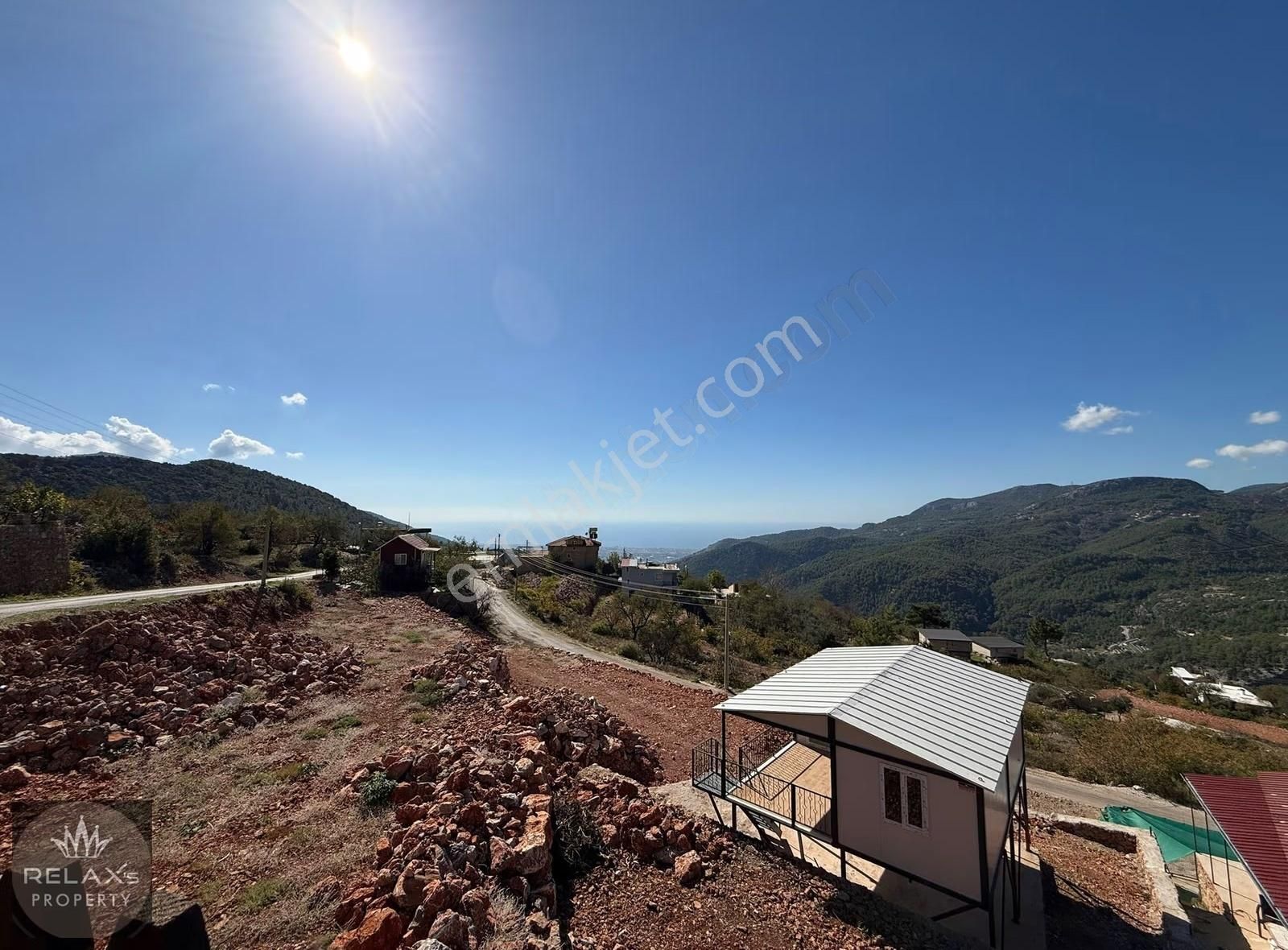 Alanya Bademağacı Bölgesi Müstakil Deniz Manzaralı Bungalow - Görsel 3